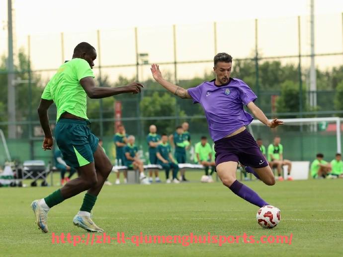 球盟会官网-2017年火箭队对快船队激烈比赛精彩回顾